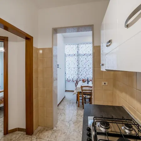 Spiaggia E Servizi A Piedi M509 * Порто-Чезарео